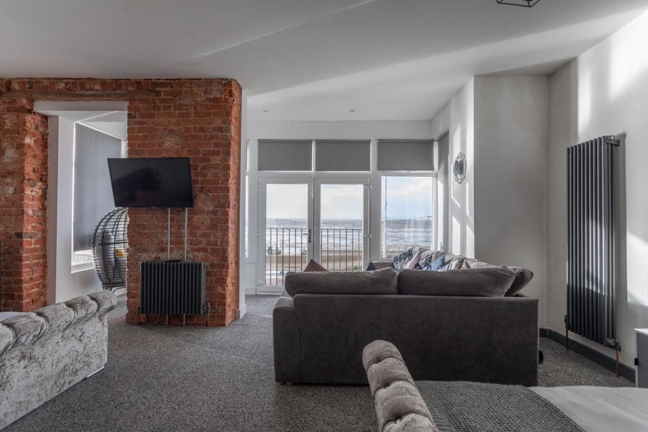 Residency Luxury Seafront Hotel 블랙풀 외부 사진