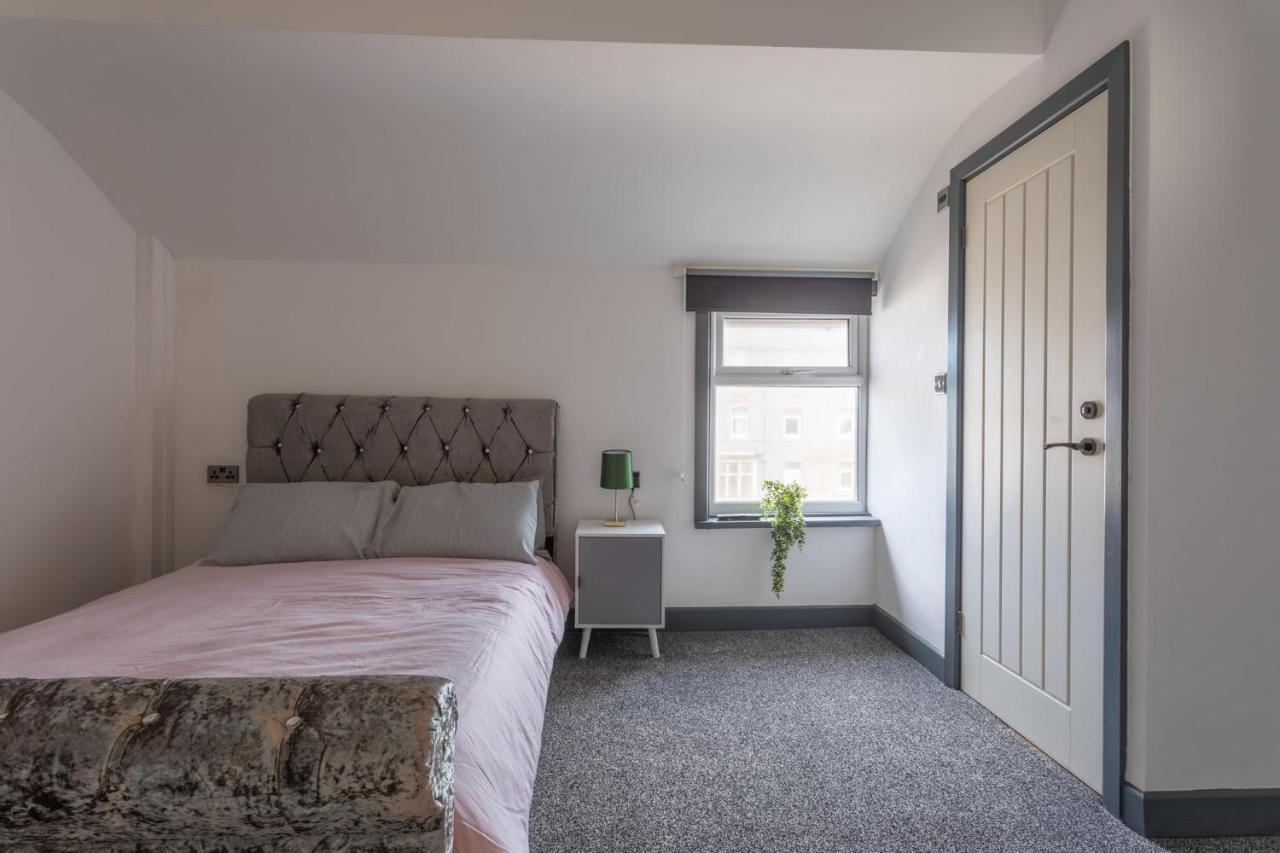 Residency Luxury Seafront Hotel 블랙풀 외부 사진